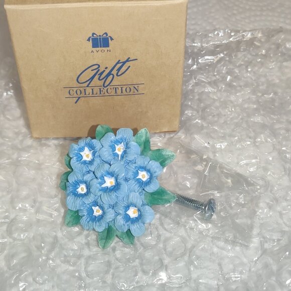 1999 Avon Gift Collection "Forget Me Knots" Drawer Pulls 2 count - Picture 14 of 15